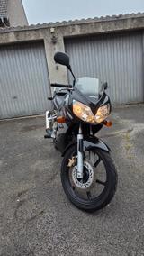Honda CBR 125 R JC34 + Michelin Reifen(Neu) - HONDA 2005 CBR 125