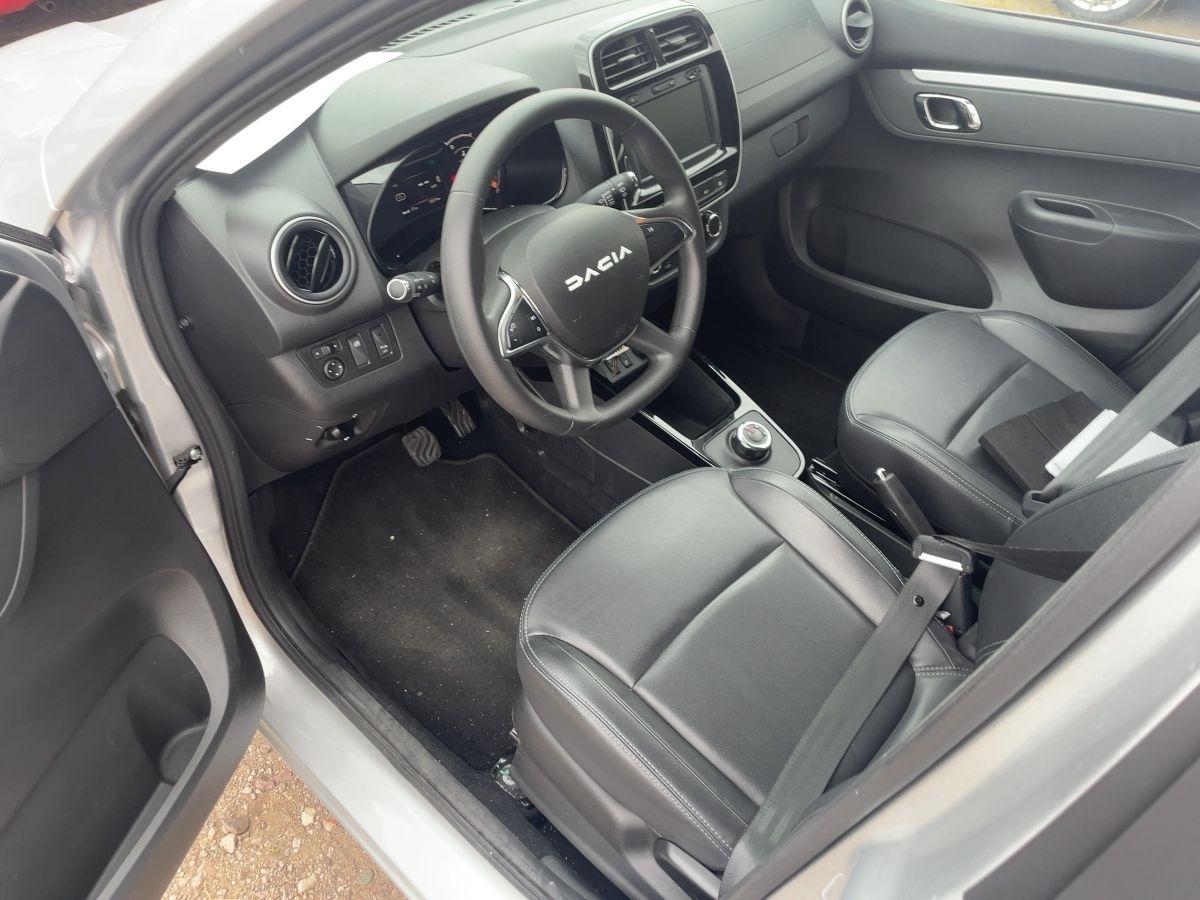 Dacia Spring - Bild 12