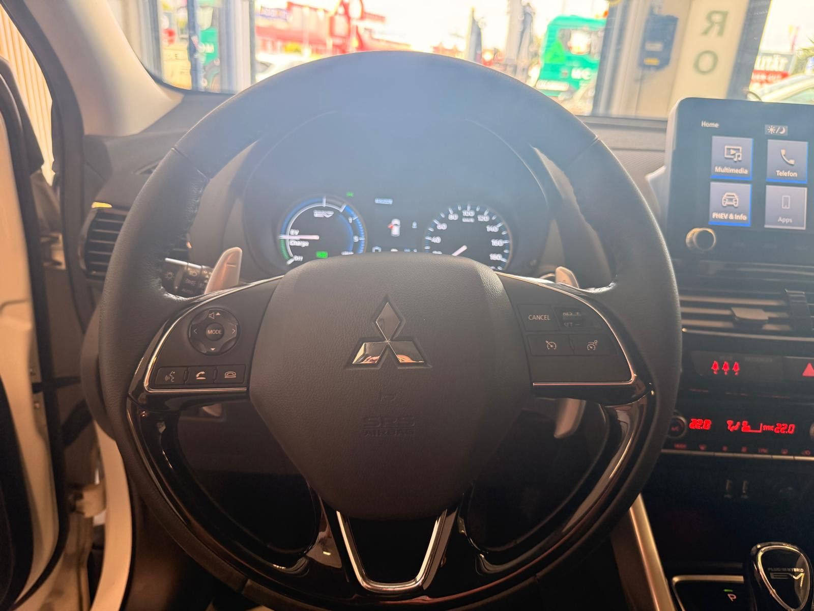 Fahrzeugabbildung Mitsubishi Eclipse Cross Hybrid 4WD /AHK/KAMERA/KLIMA