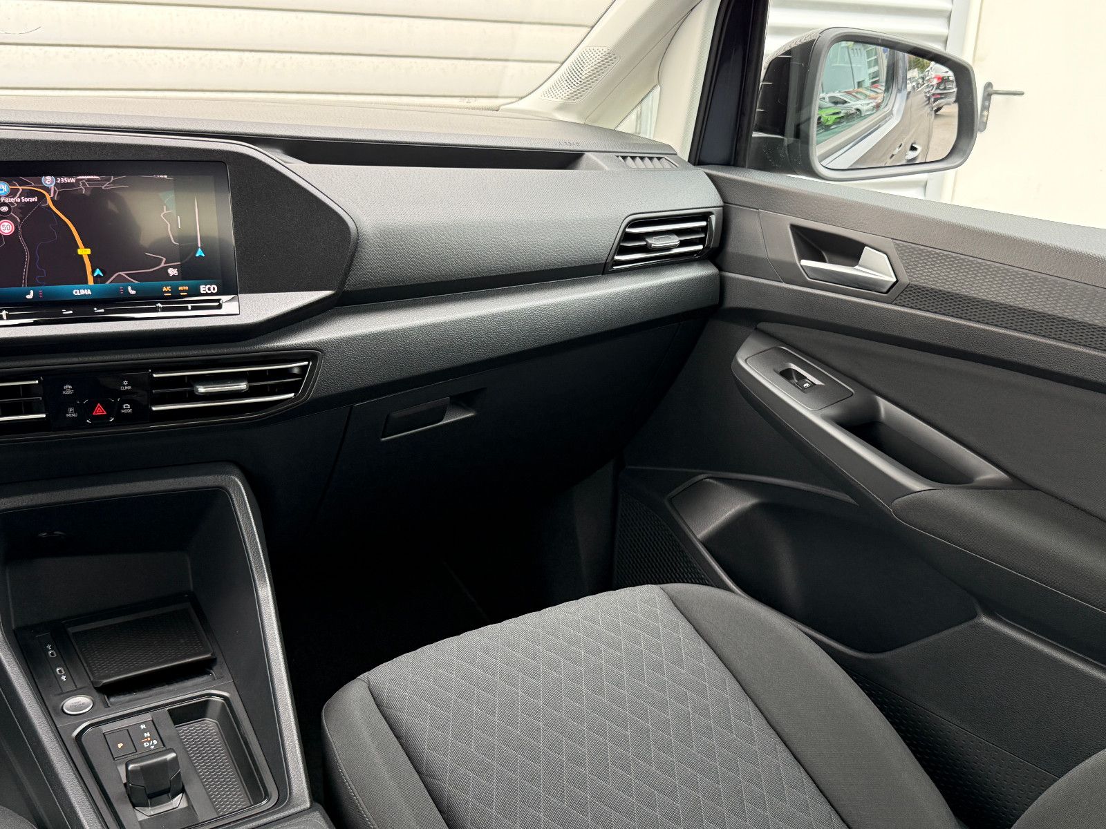 Fahrzeugabbildung Volkswagen Caddy Life "Energy" TSI eHybrid ACC Navi Kamera