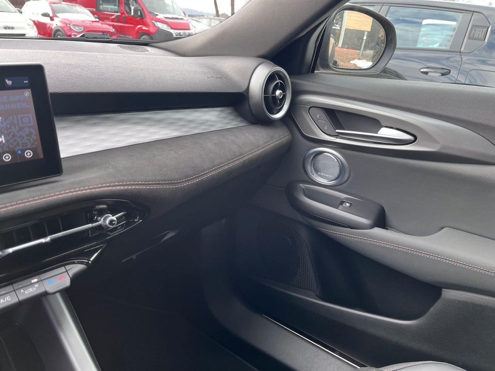 Fahrzeugabbildung Alfa Romeo Tonale Intensa