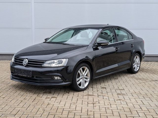 Volkswagen Jetta VI 2.0l TDI BlueMotion Bi-Xenon Kamera Nav