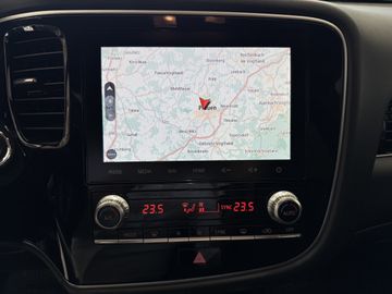 Mitsubishi Outlander PHEV PLUS Spirit-Paket 2.4 MIVEC 4WD