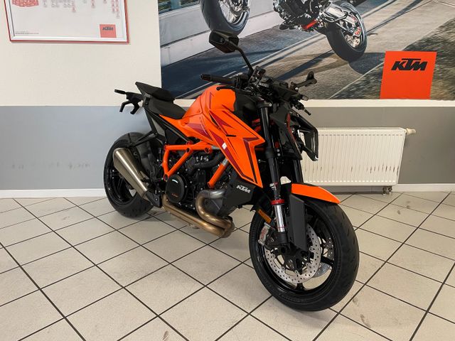 KTM 1390 Super Duke R 2024 " KÖSTLER KTM TECHPACK"