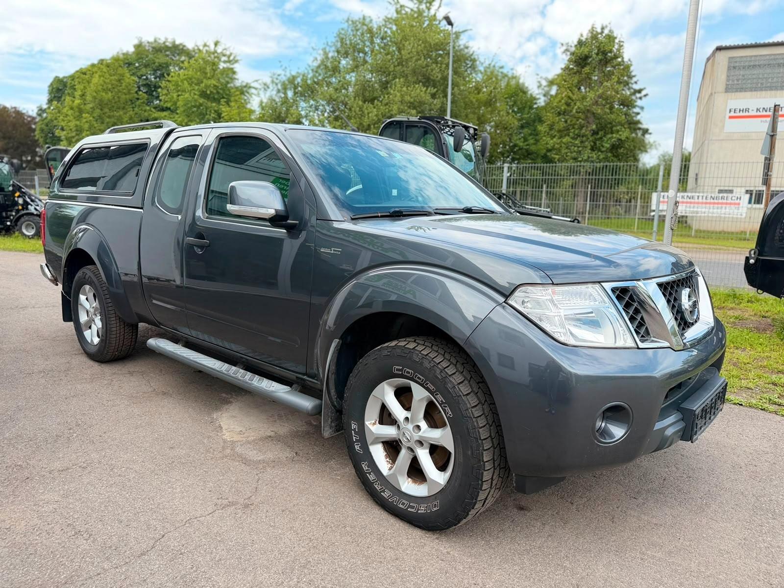 NISSAN NAVARA PICKUP KING CAB SE 4X4 | 190 ch | BVM | VOLANT EN CUIR