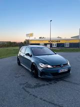 Volkswagen Golf 2.0 TSI 213kW OPF DSG GTI TCR  - Volkswagen Golf: GTI Tcr