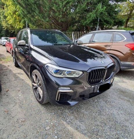 BMW X5 M50d auto