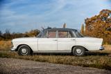 Mercedes-Benz Wunderschöner MB 230 von 1966 - Offers