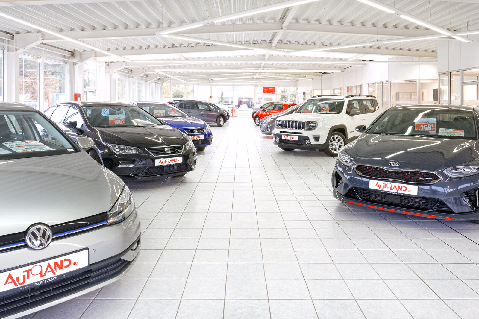 showroom-image-main