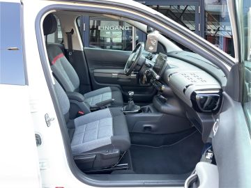 Citroën C4 Cactus C-Series 1.2 PT110 °PDC°SHZ°AAC°NSW°