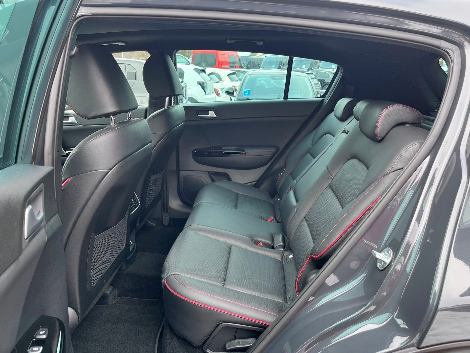 Fahrzeugabbildung Kia Sportage GT-Line 4WD