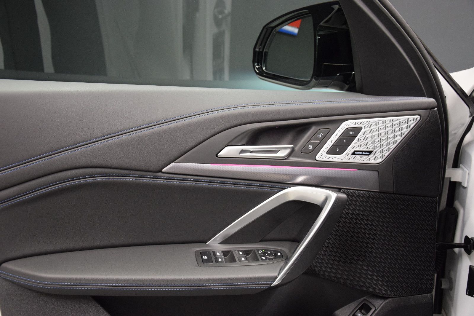 Fahrzeugabbildung BMW X1 M35i xDrive M-Sport-Pro Pano Memory 20" HuD