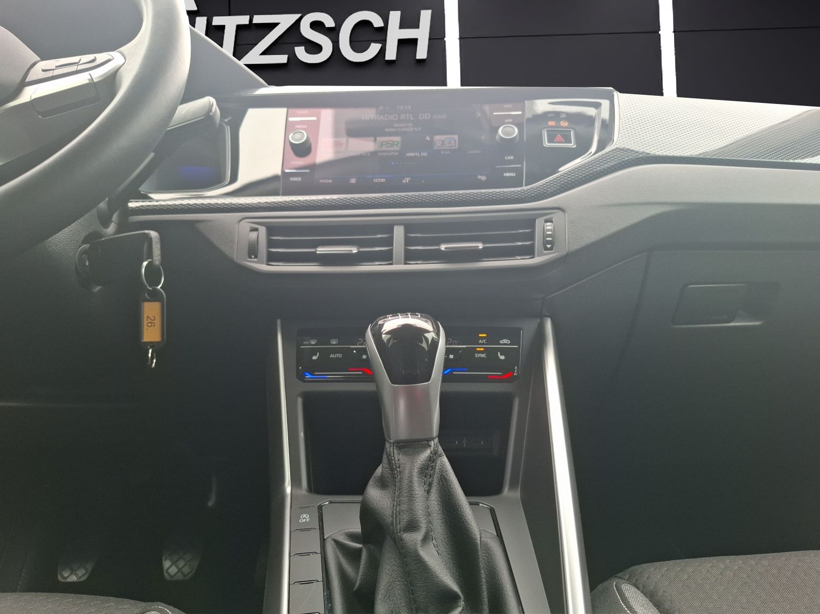 Fahrzeugabbildung Volkswagen Polo 1.0 Life LED Navi AID RKF GRA SH