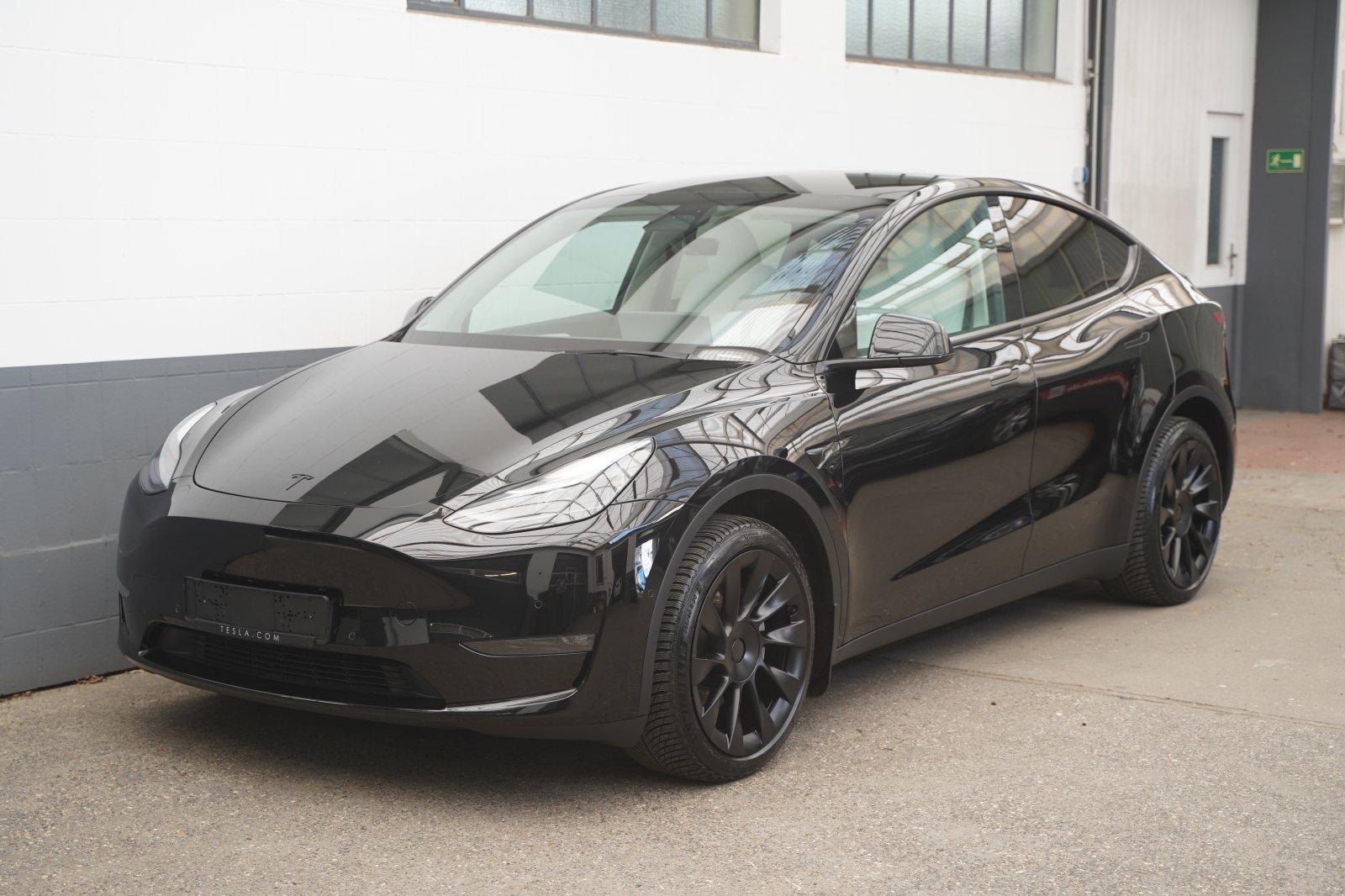 Tesla Model Y Long Range AWD *20-Zoll*innen weiß*