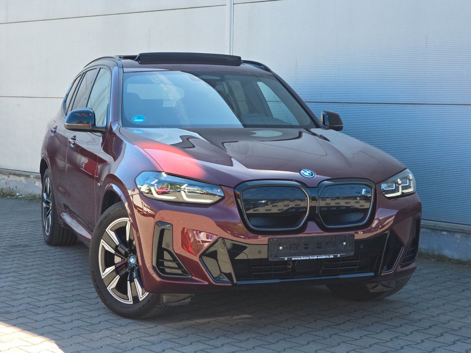 BMW iX3 (Panorama/Leder/Kamera)