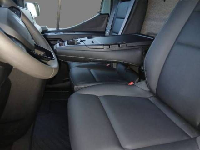 Fahrzeugabbildung Renault Master Kastenwagen FWD Kasten extra L2H2 3,5t Bl