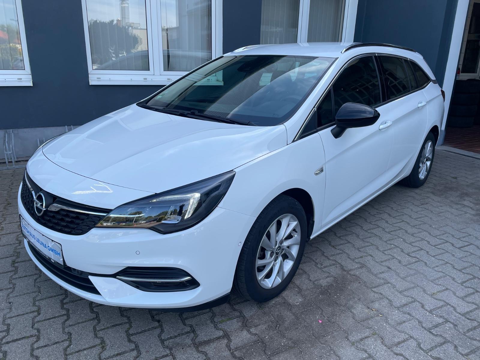 Opel Astra Kombi 122TDi Auto Elegance NAVI/LED/AHK