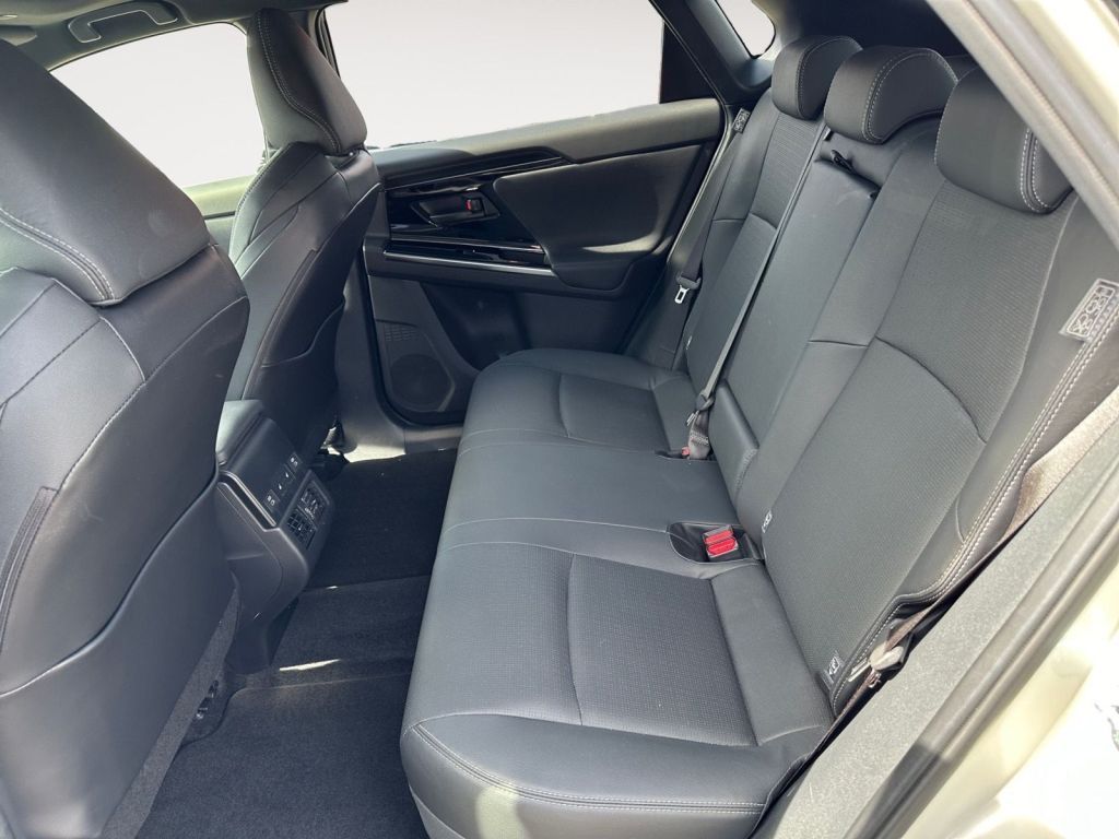 Fahrzeugabbildung Toyota bZ4X X-MODE Comfort- und Technik-Paket
