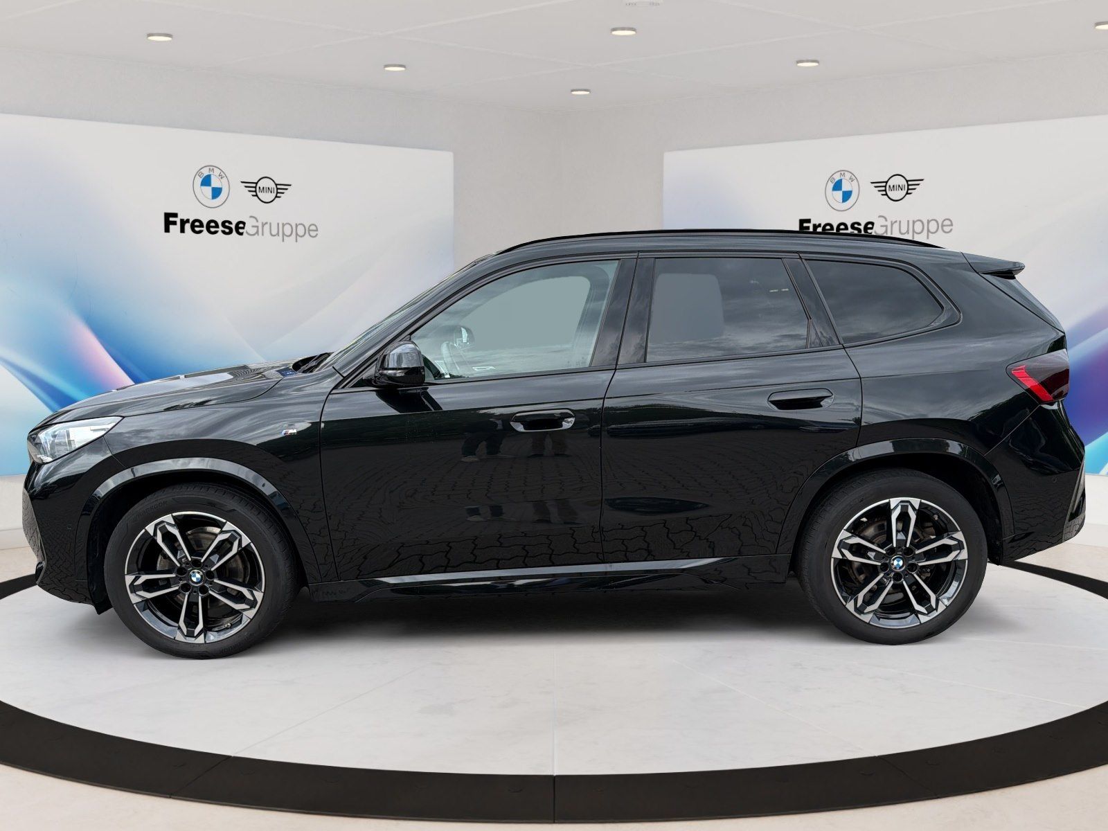 BMW X1 xDrive20d M-Sport AHK Komfortzug. Kamera H/K imagem 3