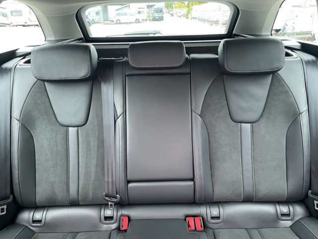 Skoda Octavia Combi IV 2.0 TDI DSG Style *STHZ*MATRIX*