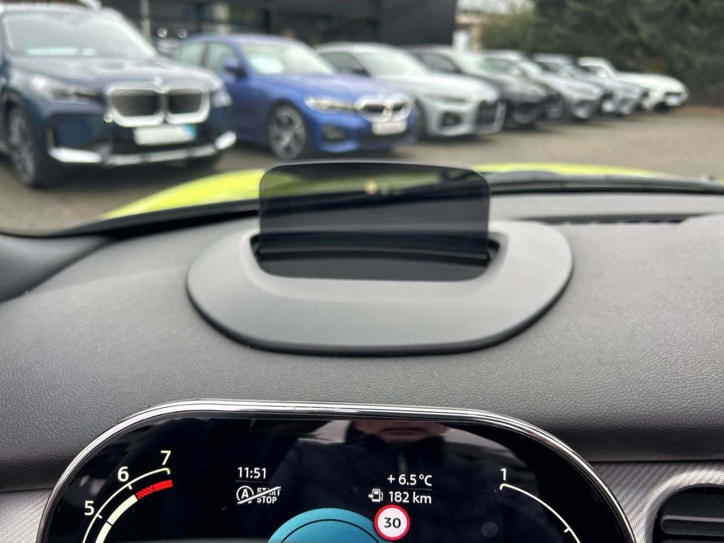 Fahrzeugabbildung MINI Cooper S Cabrio MINI Yours Trim,HeadUp,Rückfahrk