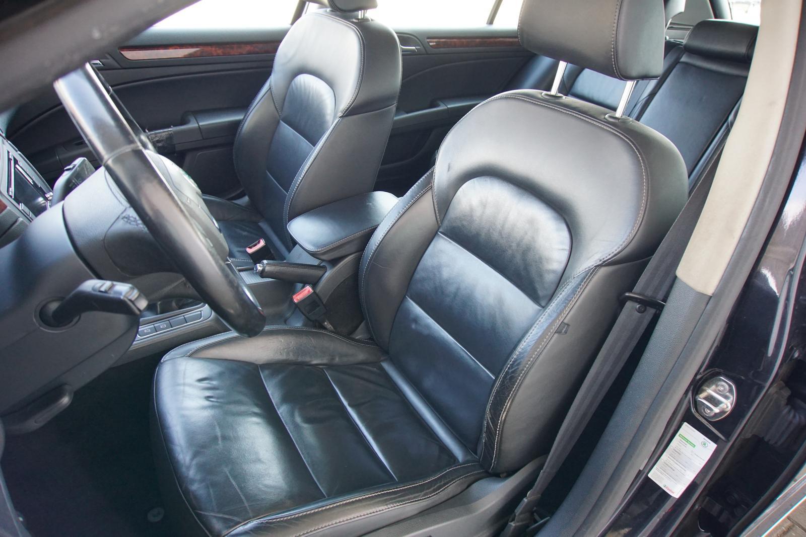 Skoda Superb 2010 — photo 12