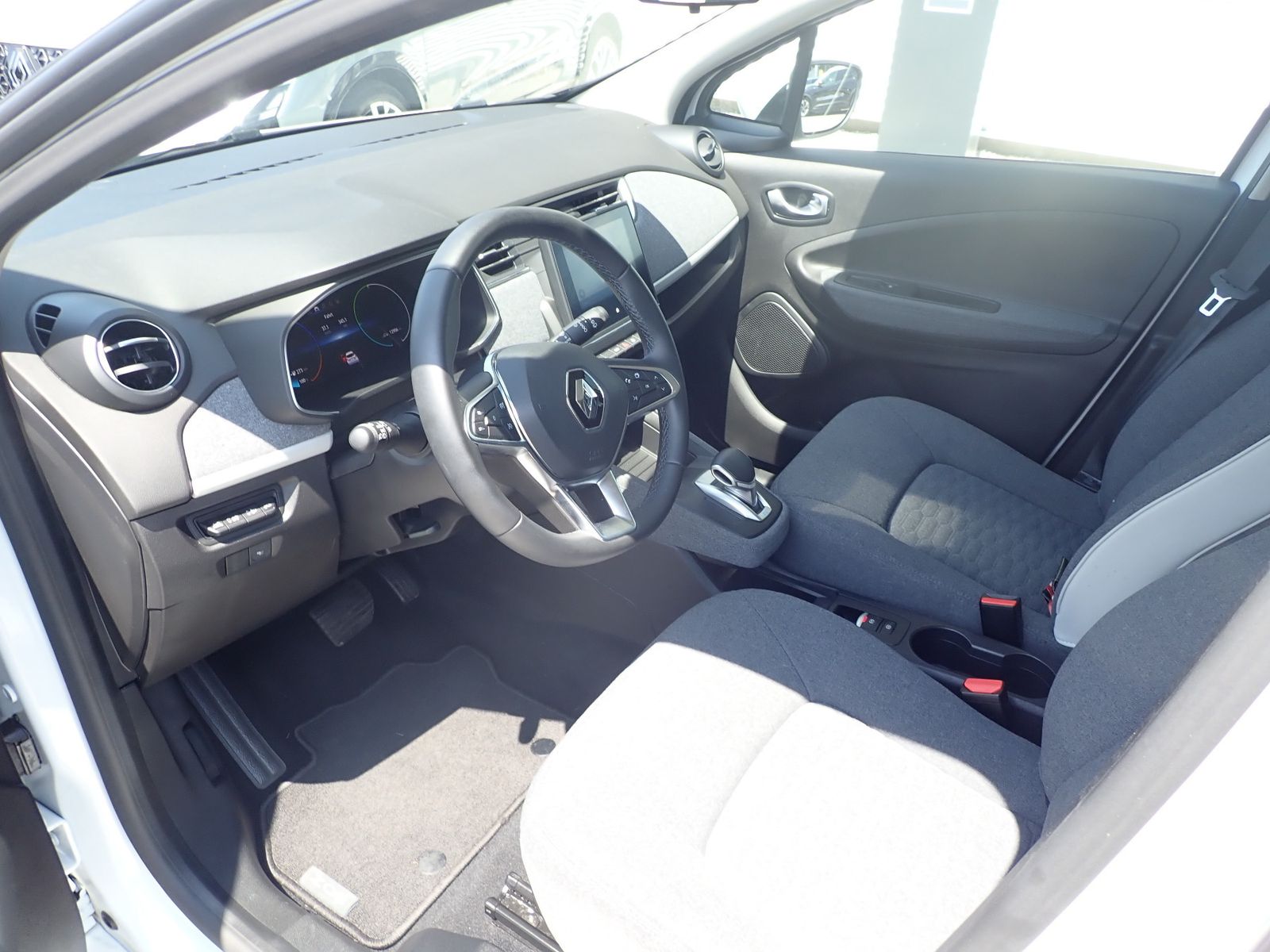 Fahrzeugabbildung Renault ZOE Experience 50 KW/NAVI;EPH/Batterie-Kauf