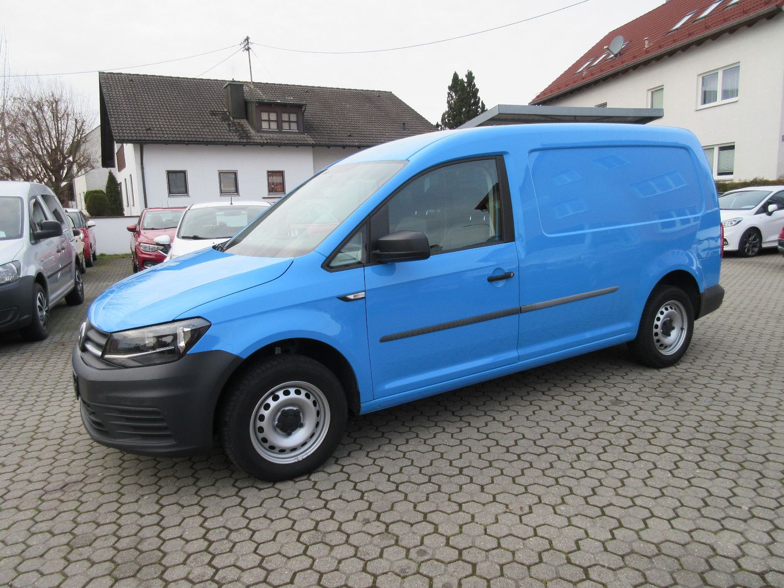 VW Caddy 2.0 TDI Maxi Kasten*Euro6*