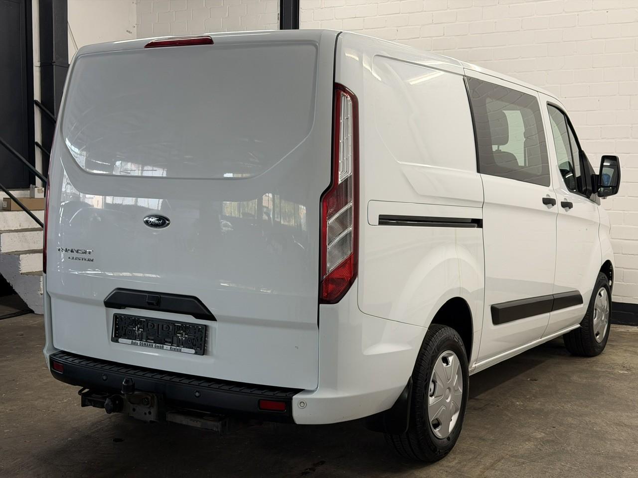 Ford Transit Custom 300 L1H1 DoKa /ACC/RFK/ 6- SITZER