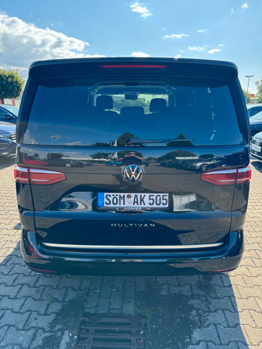 Volkswagen T7 Multivan 2.0 TDI Style
