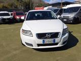 Volvo V50 D2 POLAR - weiße Volvo V50