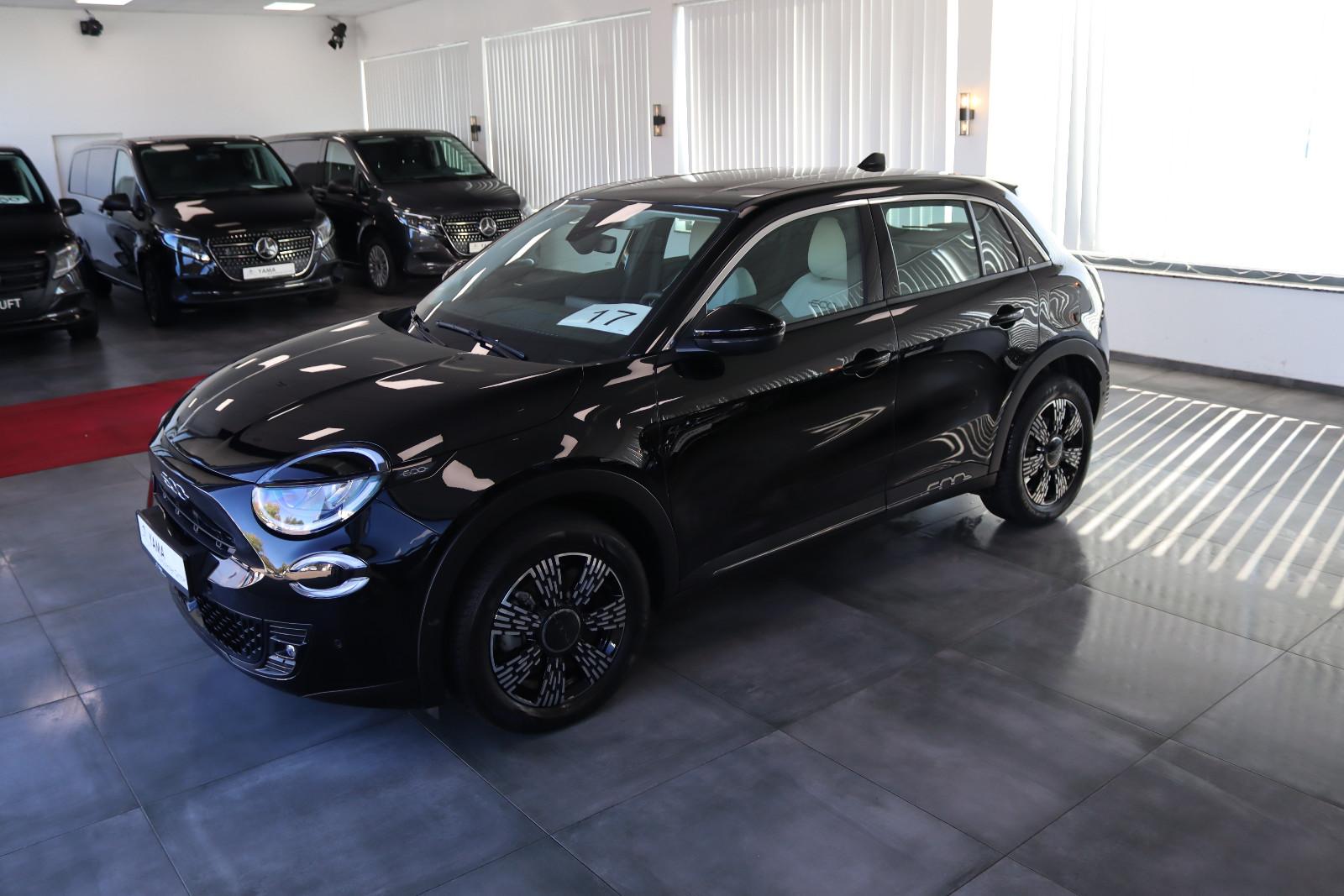 Fiat 600 1.2 Hybrid Basis  * 1.HAND *