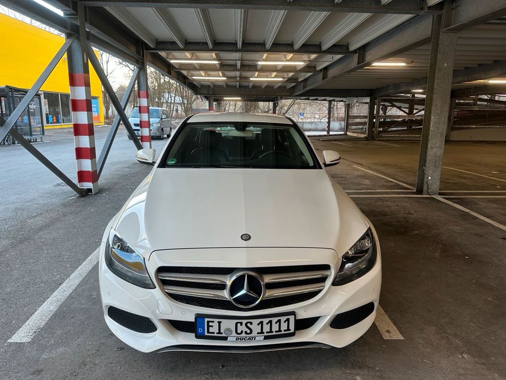 Image of Mercedes-Benz C 200