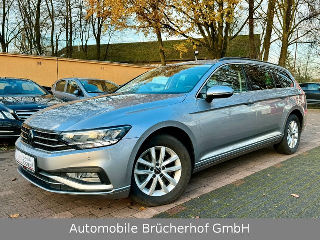 Volkswagen Passat Variant Business DSG/Navi/AHK/PDC/SHZ/ACC