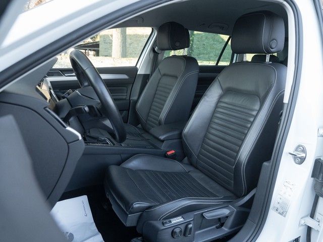 Passat Variant Elegance TDI DSG 4M. Leder AHK