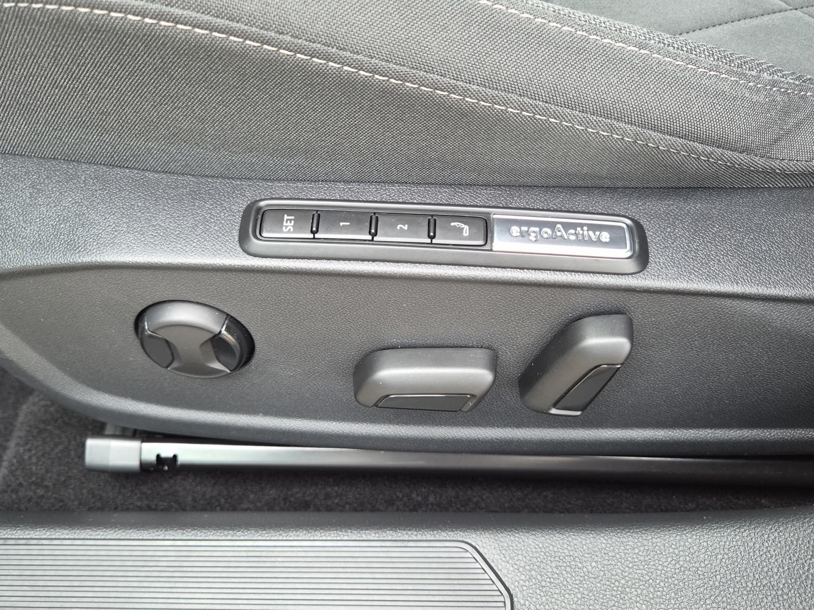 Volkswagen Golf VIII Lim. Style *LED*Navi*App-Connect*, миниатюра 10