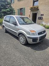 Ford Fusion 1,4 TDCi + + - Ford Fusion mit Diesel-Antrieb: 1.4