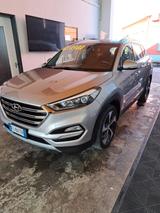 Hyundai HYUNDAI TUCSON 1.7 XPOSSIBLE DEL 2017 € 10900 SE - Hyundai: X10