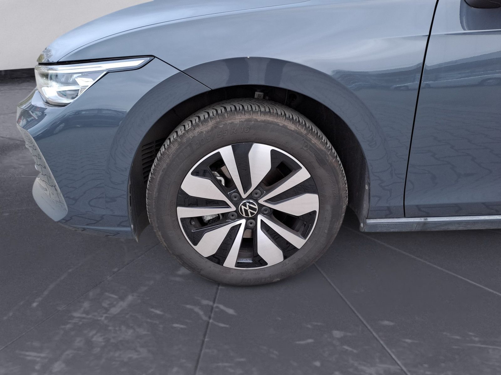 Volkswagen Golf - Bild 8