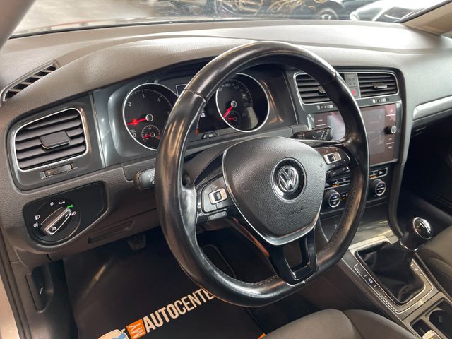 Volkswagen Golf VII Variant *ACC*NAVI*SHZ*PDC*LED*TOUCH*