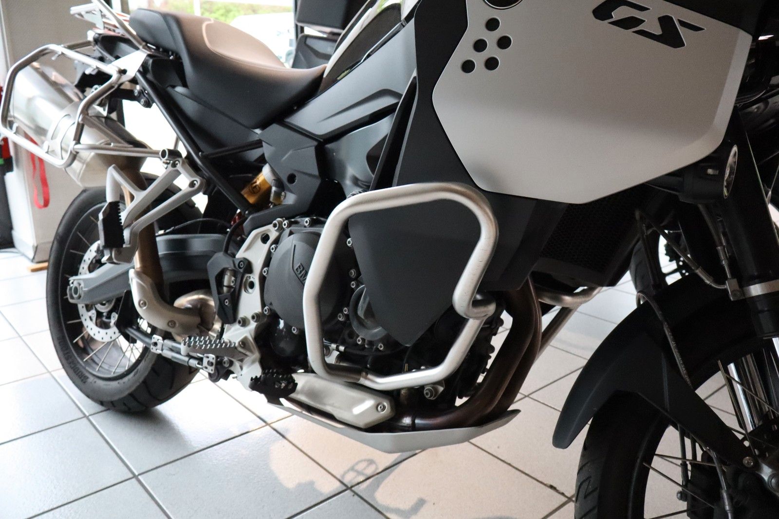 Fahrzeugabbildung BMW F900GS ADV