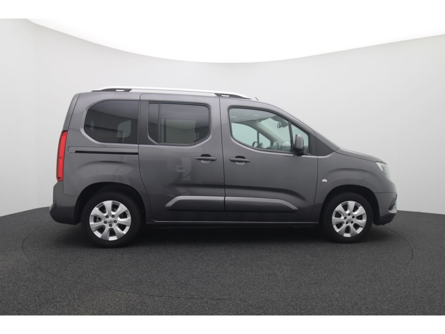 Fahrzeugabbildung Opel Combo Life INNOVATION AHK Kamera SHZ