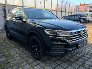 Volkswagen Touareg - 3