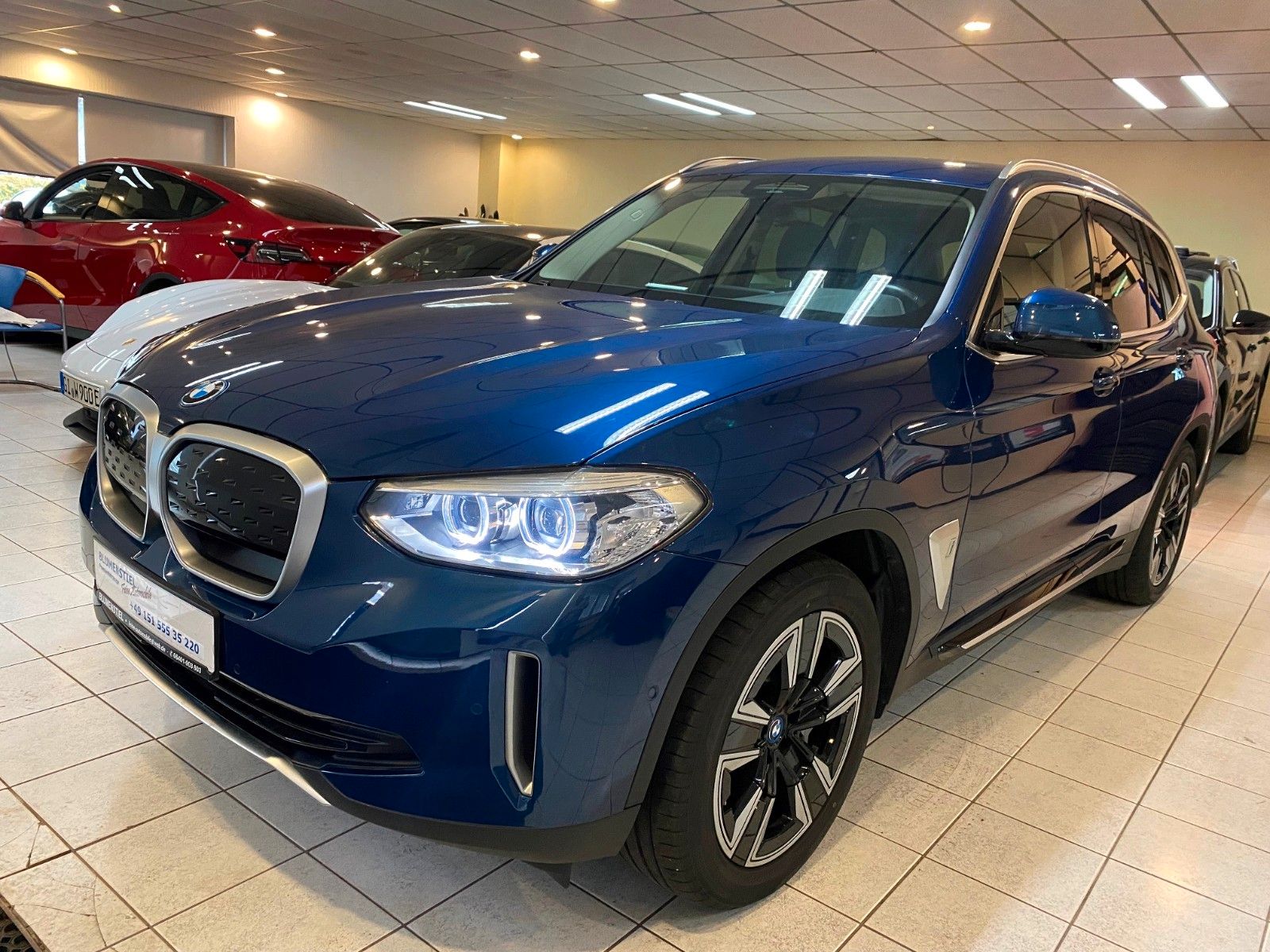 BMW iX3 80KWH M-Fahrwerk+AHK+Panoramad.+TOP-Zustand