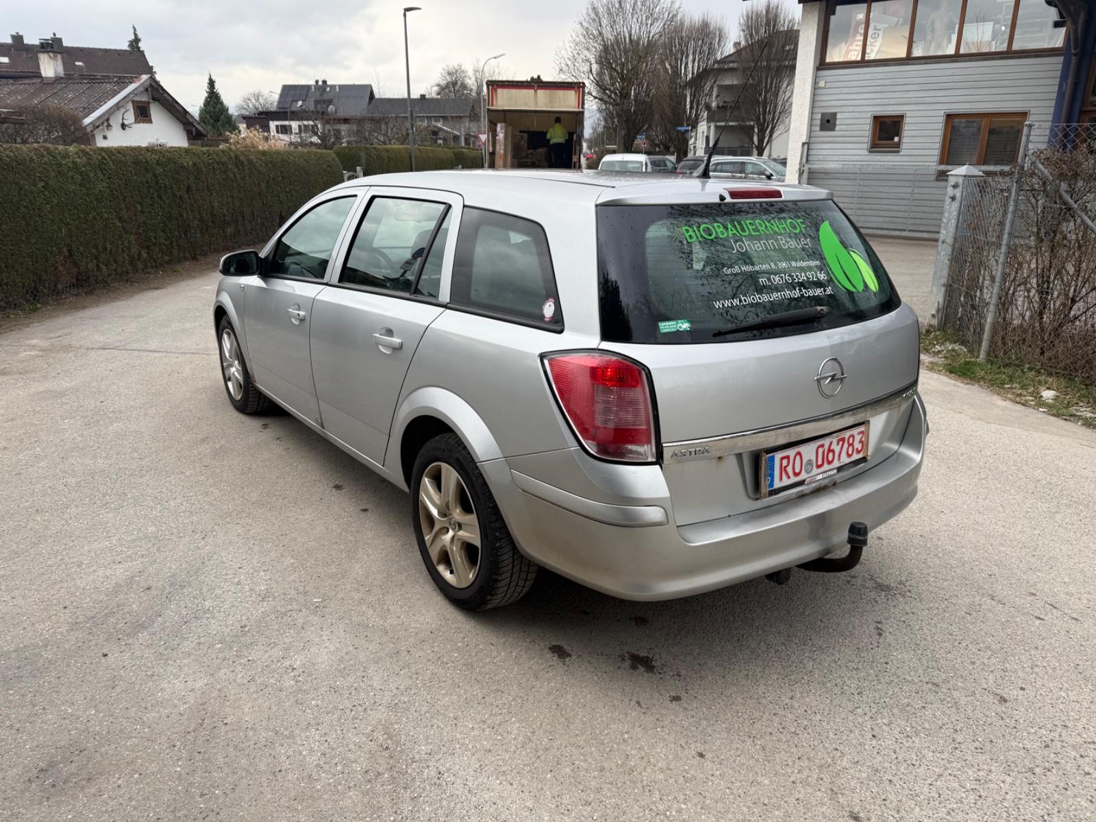 Opel Astra 2009 — photo 6