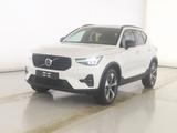 Volvo XC40 Plus Dark B3 19''LM Pano DAB Harman Leder M - Volvo XC40 aus 2025