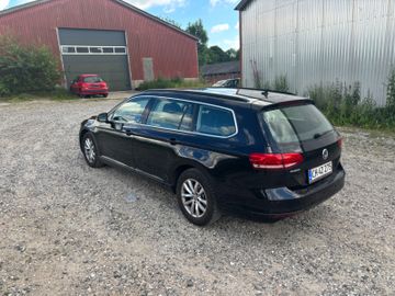 Volkswagen Passat Variant - 8