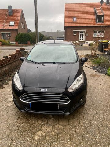 Ford Fiesta EZ 05/2016, 79520km, 4fach M+S...