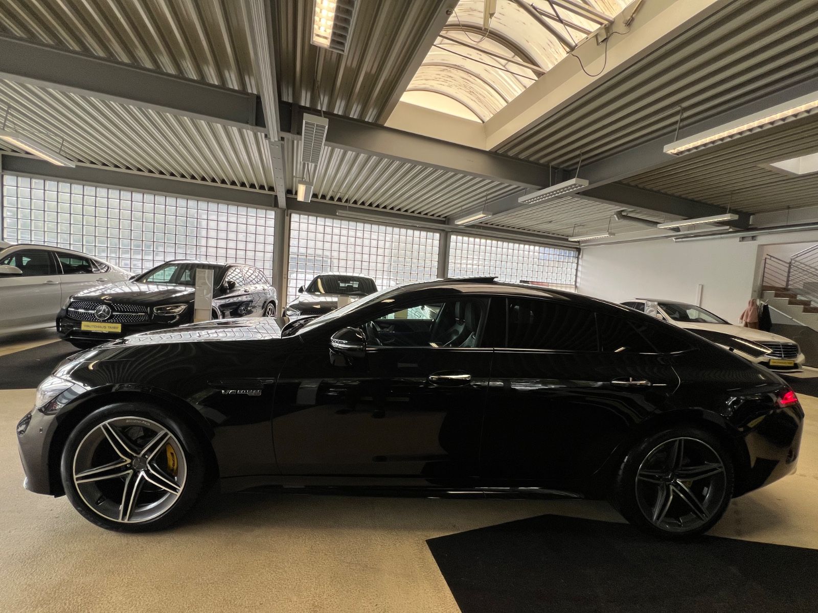 Fahrzeugabbildung Mercedes-Benz AMG GT 4-trg. 63 S 4Matic+ *SCHIEBEDACH*SITZBEL*