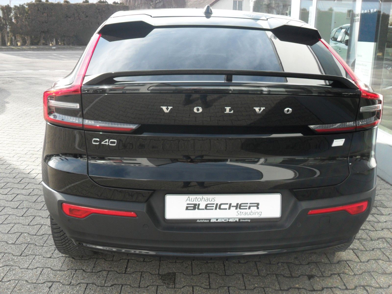 Fahrzeugabbildung Volvo C40 Core Recharge Pure Electric 2WD